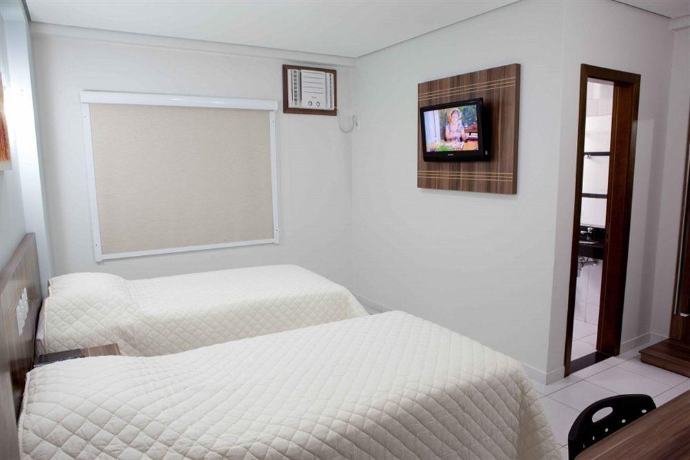 Serras Hotel Cuiabá Kültér fotó