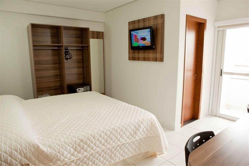 Serras Hotel Cuiabá Kültér fotó