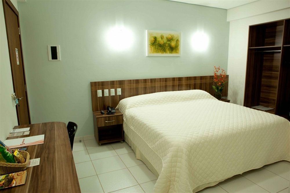 Serras Hotel Cuiabá Kültér fotó